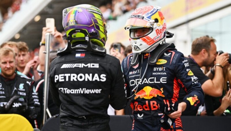 Lewis Hamilton und Max Verstappen (Bild: AFP/GETTY IMAGES/Dan Mullan)