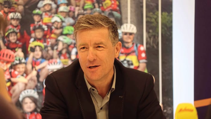 Thomas Hödlmoser übernimmt.