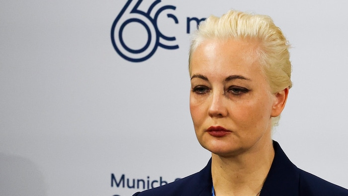 Tapfer kämpfte Nawalnaja bei ihrer Rede gegen die Tränen.