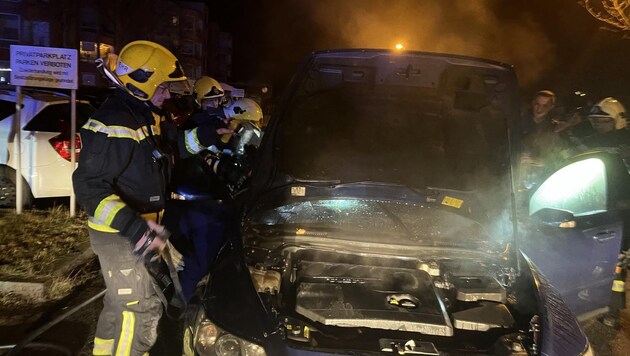Kommt es in der Nacht zu größeren Einsätzen, werden die anderen Kameraden nachalarmiert. (Bild: Presseteam d. FF Wr. Neustadt)