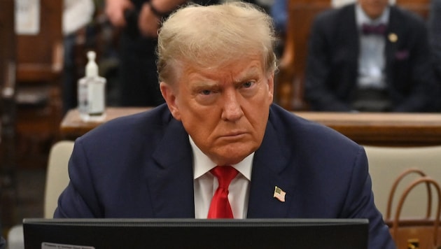 Der ehemalige US-Präsident Donald Trump während seines Betrugsprozesses in New York. (Bild: AFP)