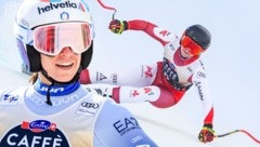 Marta Bassino (li.) jubelt über ihren ersten Abfahrtssieg. Ariane Rädler war die beste ÖSV-Athletin. (Bild: GEPA pictures)