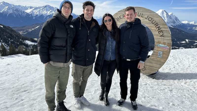 Die Crew mit „Krone“-Redakteurin Jasmin Steiner. (Bild: Jasmin Steiner)