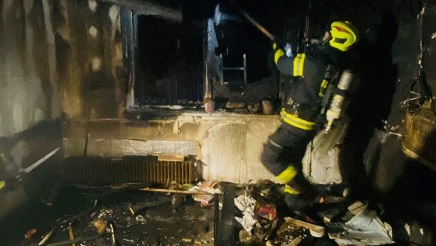 Zwei Zimmer wurden beim Brand komplett zerstört. (Bild: FF Maria Neustift)