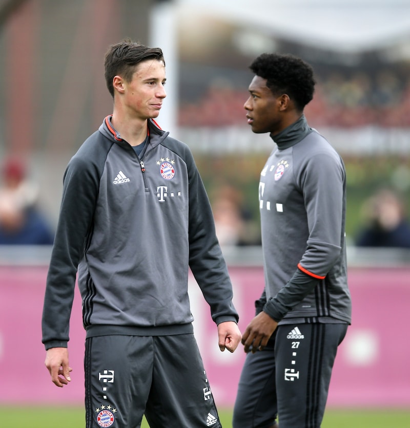 Marco Friedl mit David Alaba - erst als Teamkameraden beim FC Bayern ... (Bild: APA/SKY/HANS RAUCHENSTEINER)