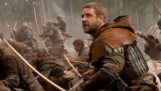 Russell Crowe brach sich beim Dreh von „Robin Hood“ beide Beine - und kam erst zehn Jahre später drauf. (Bild: mptv / picturedesk.com)