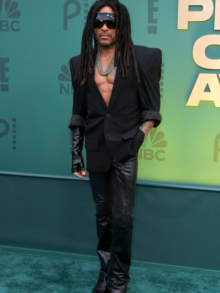 Lenny Kravitz ließ seinen Sixpack hervorblitzen.