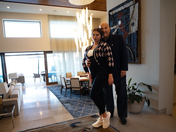 Dieter Esch und seine Verlobte freuen sich auf eine gemeinsame Tochter.