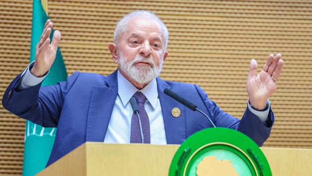 Lula drew a comparison between the Gaza war and the Holocaust at an African Union summit. (Bild: APA/AFP/Brazilian Presidency/Ricardo STUCKERT)