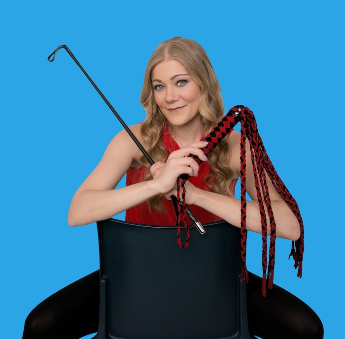 Sandra Spick moderiert bei kronehit die Talkshow „Total versext“.