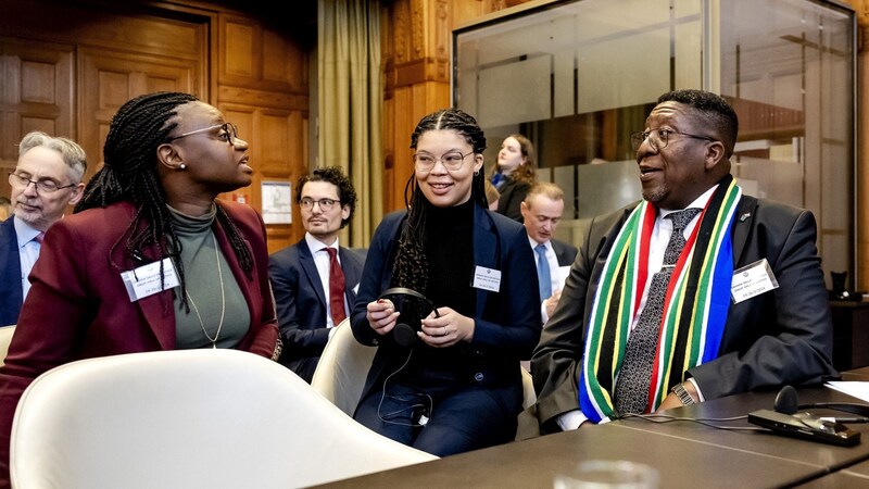 Südafrikas Delegation in Den Haag (Bild: AFP)