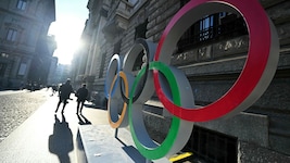 Die Olympischen Winterspiele 2026 finden in Mailand und Cortina statt. (Bild: APA/AFP/GABRIEL BOUYS)