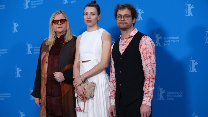 Anja Plaschg mit Veronika Franz und Severin Fiala