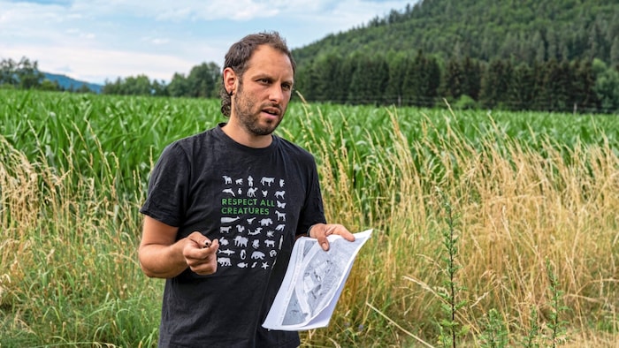 Mario Molina-Kescher gibt Kurse zum Thema Wurmkomopst