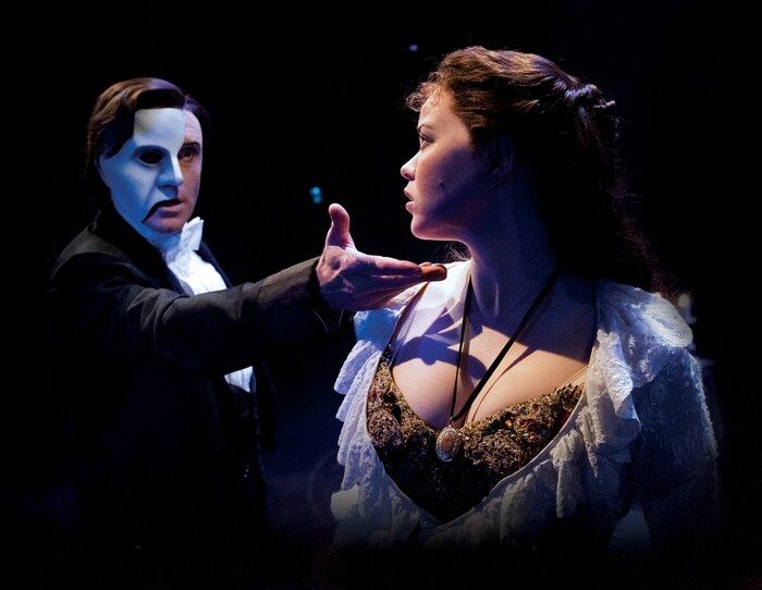 „Phantom“ Anton Zetterholm und „Christine“ Lisanne Clémence Veeneman sind in den Hauptrollen zu sehen. 