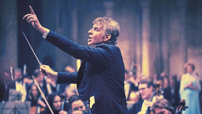 Hollywood-Schauspieler Bradley Cooper als Leonard Bernstein in „Maestro“. Ganze sieben Nominierungen für die Biografie. 