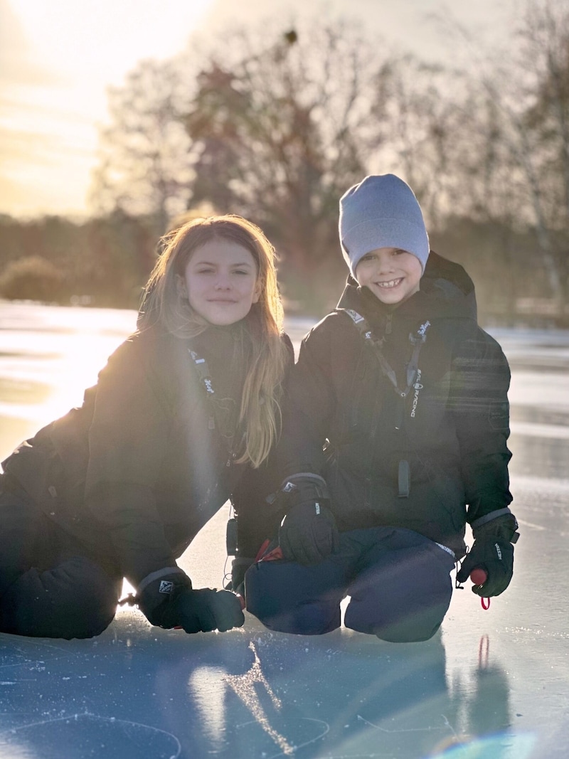 Die Geschwister hatten an diesem Tag offensichtlich sehr viel Spaß. (Bild: HRH The Crown Princess/The Royal Court of Sweden)