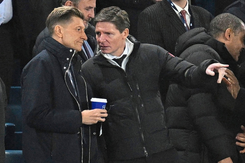 Glasner with Crystal Palace chairman Steve Parish. (Bild: AFP or licensors)