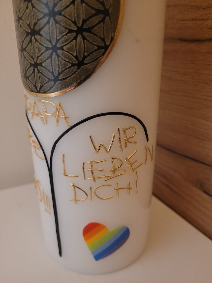 Die Trauerkerze der Kinder.