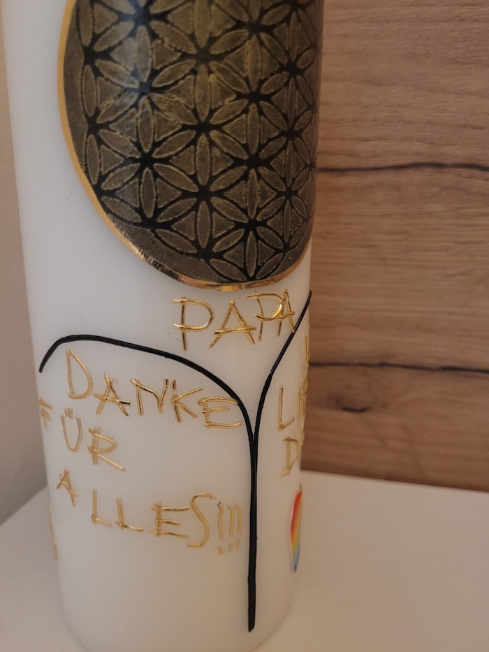 Der Papa bleibt unvergessen.