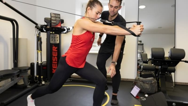 Im „Seehotel am Kaiserstrand“ haben sich Julia und Alex Grabher perfekte Trainingsbedingungen geschaffen. (Bild: Maurice Shourot)