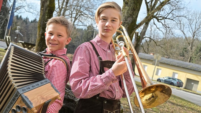 „Die wildn Fetza“, Auszeichnung für Benjamin (Steirisch) und David (Posaune) von der Musikschule ...