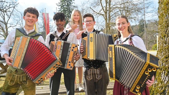 Ebenso Gold holten die Solisten Thomas Metheuschitz, Samuel Lexer, Simon Blaikner, Laura ...