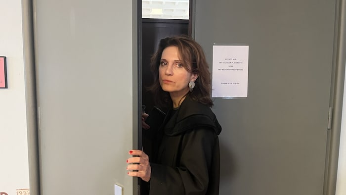 Astrid Wagner verteidigt die Erstangeklagte.