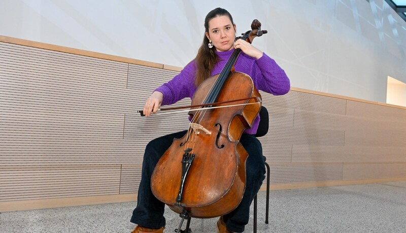 Im Probenalltag mit dem „Testore-Cello“ (Bild: Dostal Harald)