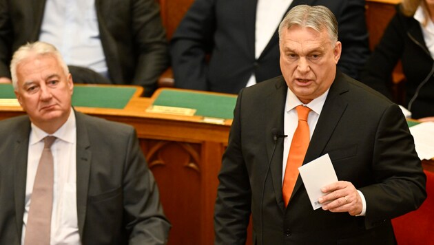 With the ratification, the Fidesz party gave up its boycott of Sweden, which has been ongoing since 2022. (Bild: AP)