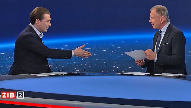 Były kanclerz Sebastian Kurz (ÖVP) w wywiadzie z Arminem Wolfem w programie "ZiB 2" w poniedziałek wieczorem (Bild: Screenshot tvthek.orf.at)