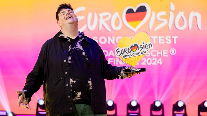Sänger Isaak führt für Deutschland zum ESC nach Malmö in Schweden.