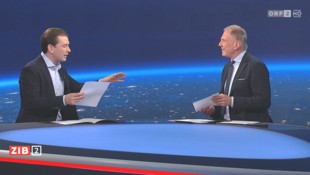 Sebastian Kurz (li.) und Armin Wolf: Zettelwirtschaft in der „ZiB 2“ (Bild: Screenshot/ORF)