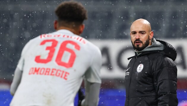 Salzburgs U19-Trainer Onur Cinel (Bild: GEPA pictures)