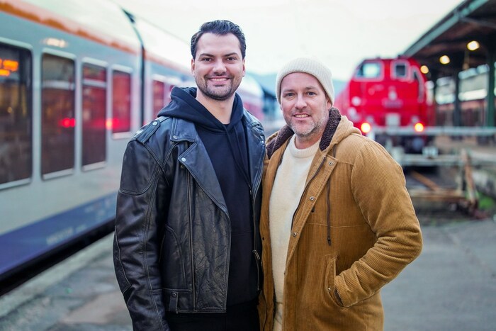 Jimi Blue Ochsenknecht (l.) wird Judas spielen und Ben Blümel Jesus.