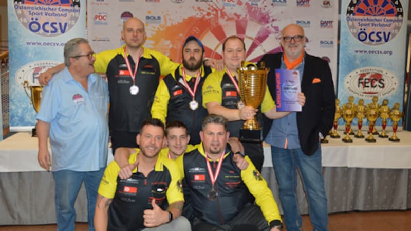 Einige der Darts-Asse des DSV 14-1 Wels (Bild: DSV 14-1 Wels)