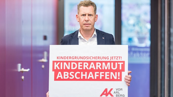 Auch der Vorarlberger AK-Präsident Bernhard Heinzle tritt für die Einführung einer Kindergrund- ...