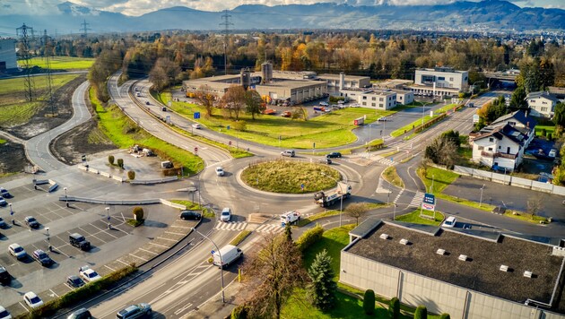 Der Rückstau auf die Autobahn sowie jener nach Lustenau und Dornbirn soll durch den Umbau reduziert werden. (Bild: Stiplovsek Dietmar)