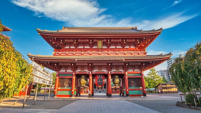 Das Donnertor bildet den Eingang zum Asakusa-Schrein in Tokio.