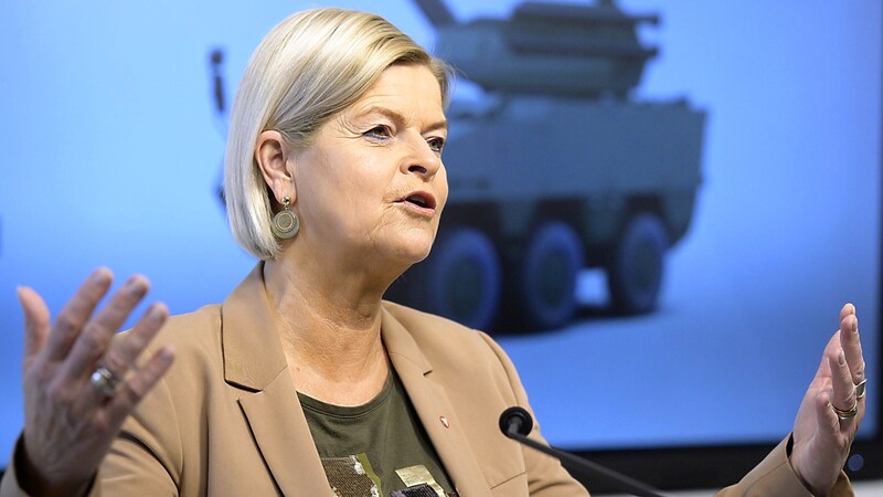 Verteidigungsministerin Klaudia Tanner: „Vitale Interessen Europas und Österreichs schützen“ (Bild: APA/ROBERT JAEGER)