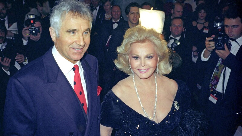 Frederic von Anhalt hat mit Zsa Zsa Gabor keine Kinder bekommen. Jetzt wünscht er sich einen leiblichen Erben. (Bild: APA/dpa/Istvan Bajzat)