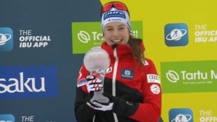 Anna Andexer mit der kleinen Kristallkugel für die Sprintwertung. (Bild: eurovisionsport.com)