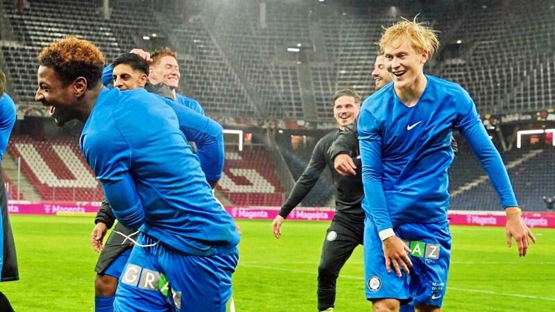 Der 24-jährige Grazer (r.) will auch nächste Saison mit Sturm feiern. (Bild: Sepp Pail)