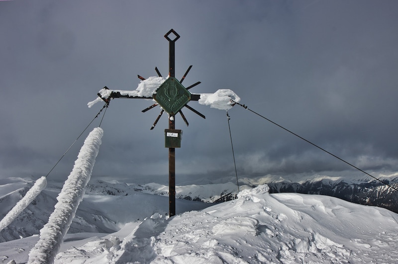 The summit of the Schießeck. (Bild: Weges)