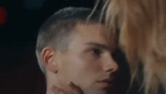 Armin im Musik-Video von ESC-Kandidatin Kaleen