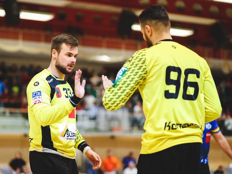 Ferlachs Keeper-Duo Florian Strießnig und Michal Konecny (Bild: GEPA pictures)