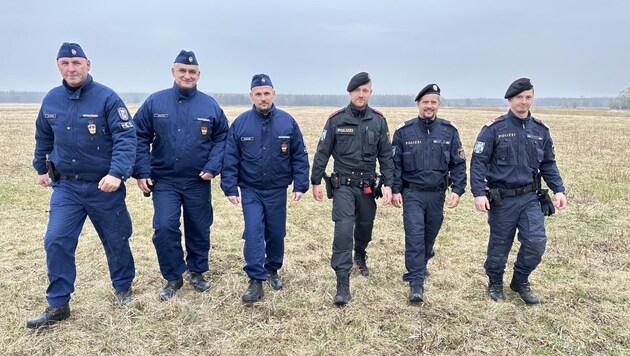 Les policiers hongrois et autrichiens collaborent étroitement à la frontière. (Bild: Schulter Christian)