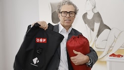 Heinz Lederer nimmt Westenthalers „Drohung“ mit Schmäh und packt den Schlafsack ein. (Bild: klemens groh)