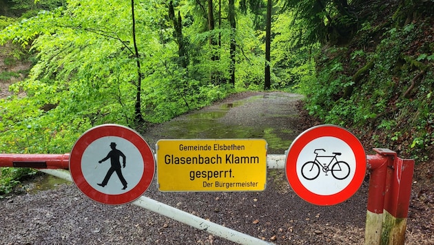Until Monday, signs turned away hikers. A usage agreement should be in place soon. (Bild: Gemeinde Elsbethen)