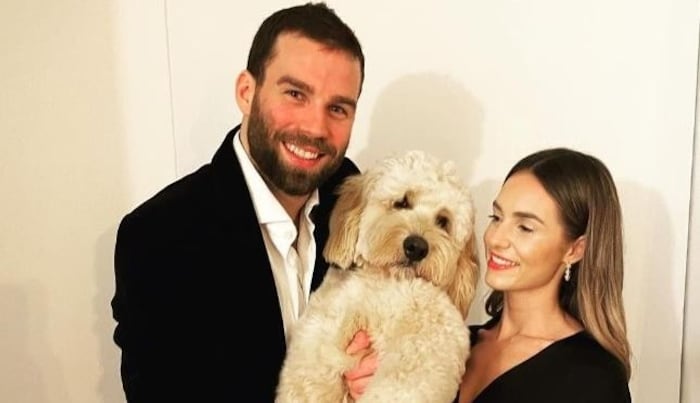 Peter Schneider und seine Lena (mit Hund Danger) erwarten im April Nachwuchs.